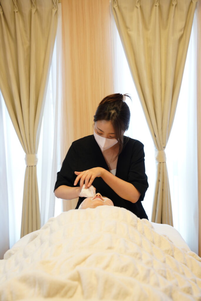 宇都宮 TEN Aesthetic PRINCESS TREATMENT 総合集中ケア 女性フェイシャル施術